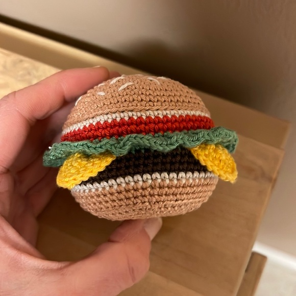 Handcrafted Cheeseburger Figure Toy Decor Amigurui Crochet - Picture 6 of 8